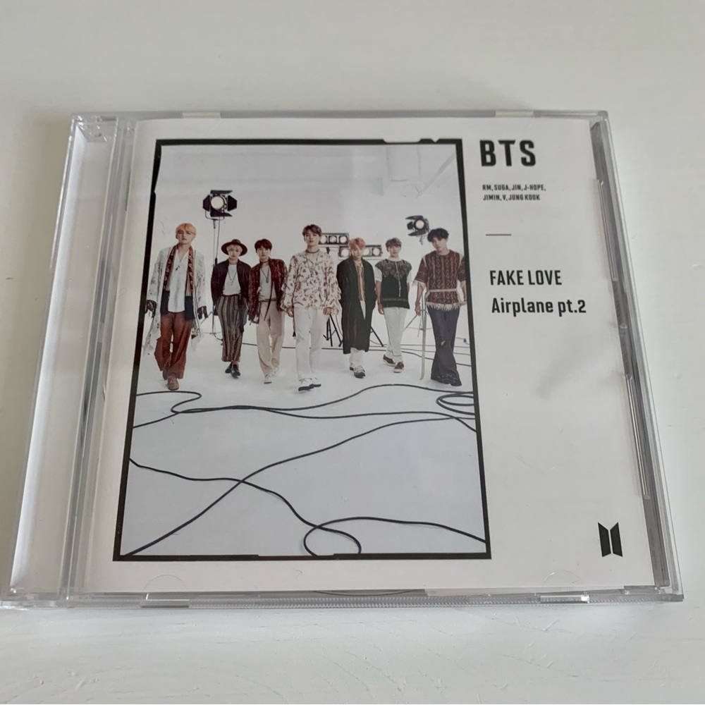 BTS Japanese Fake Love and Airplane pt.2 CD version C with Photobook